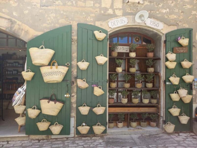 From Aix-en-Provence: Arles, Les Baux, & Saint-Rémy Full-Day - FAQ