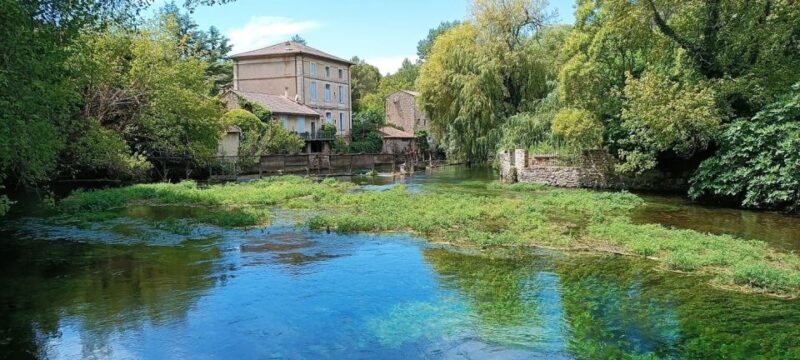 From Aix-en-Provence: Luberon Perched Villages Guided Tour - FAQ