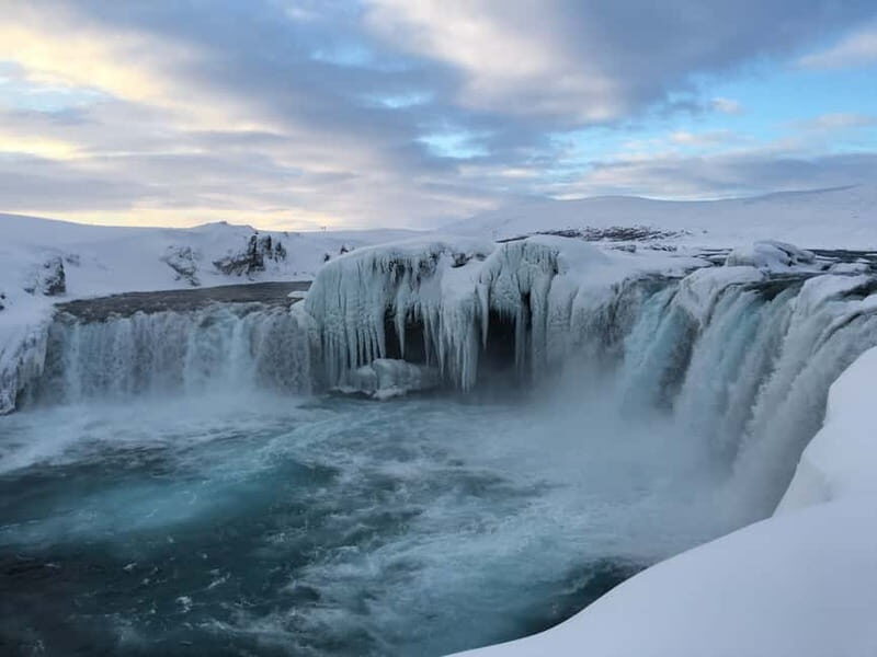 From Akureyri: Lake Mývatn and Godafoss Cruise Ship Day-Trip - An In-Depth Look at the Lake Mývatn and Godafoss Day-Trip