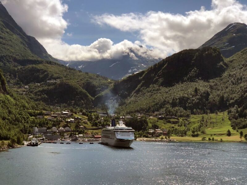 From Ålesund: Private Day Trip to Geirangerfjord - Who Should Consider This Tour?