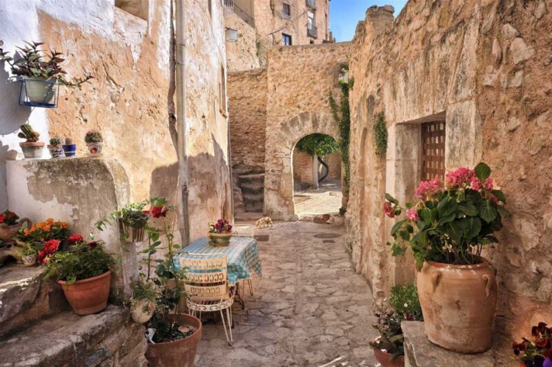From Alicante: Bocairent and Covetes dels Moros Day Trip - Why This Tour Offers Great Value