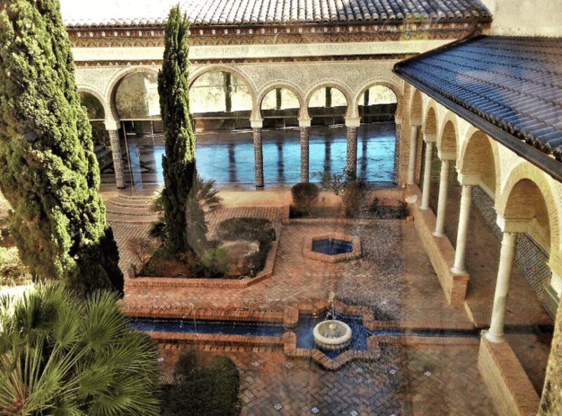 From Alicante visit: Valencia center - What Makes This Tour Stand Out