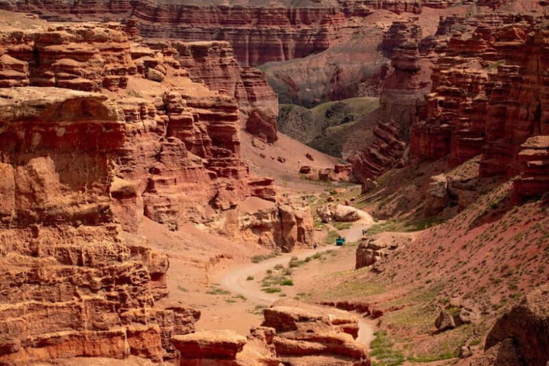 From Almaty: Charyn Canyon and Kolsay Lake Day Trip - Exploring Kazakhstan’s Natural Wonders