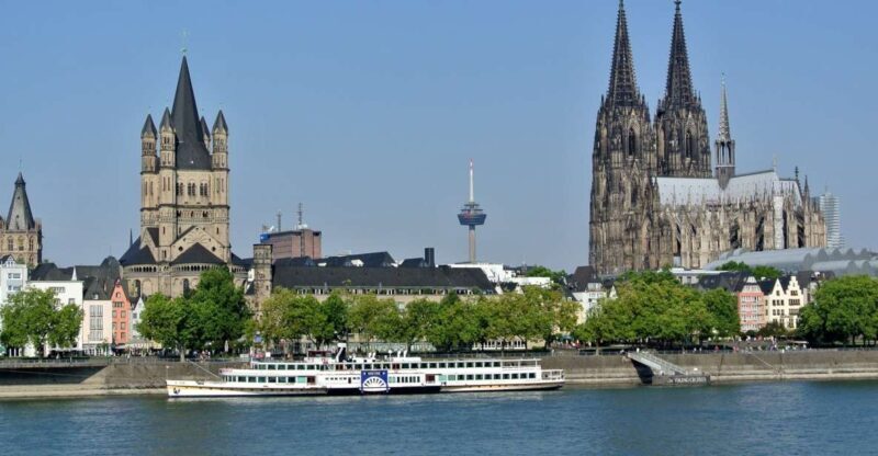 From Amsterdam: Cologne Private Sightseeing Tour - From Amsterdam: Cologne Private Sightseeing Tour