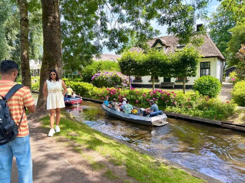 From Amsterdam: Giethoorn Day Trip with Canal & Village Tour - Practical Tips for Future Travelers
