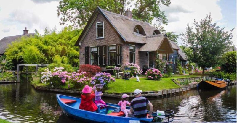From Amsterdam: Giethoorn Guided Day Trip with Canal Cruise - FAQ