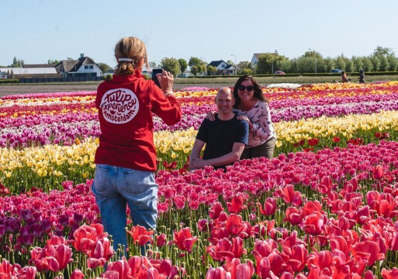 From Amsterdam: Keukenhof Gardens & Tulip Experience Tour - FAQs
