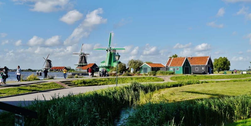 From Amsterdam: Zaanse Schans, Volendam, Marken Private Tour - Why This Tour Offers Great Value