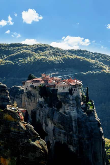 From Athens: 2-Day Delphi and Meteora Chinese Tour Guide - Who Will Love This Tour?