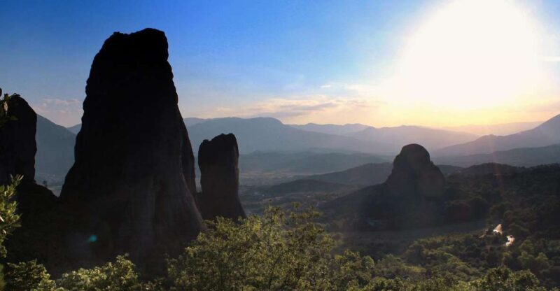 From Athens: Delphi and Meteora 2-Day Tour with Hotel - Exploring the Tour Itinerary in Detail