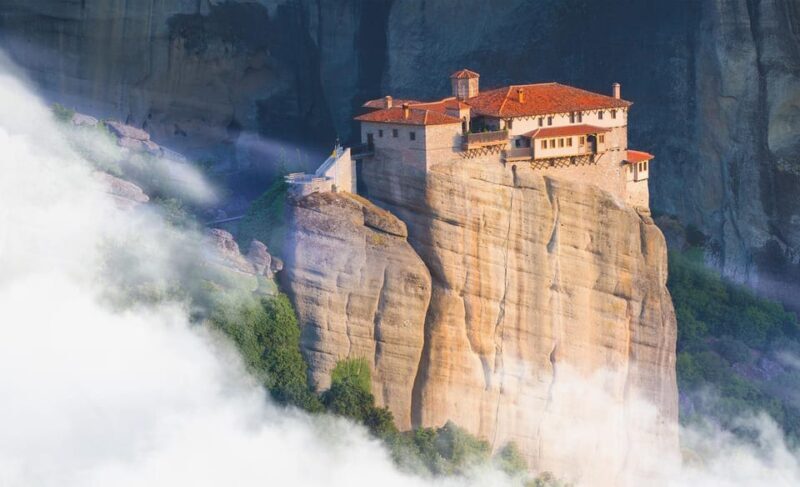 From Athens: Meteora Full-Day Trip with Guide on Luxury Bus - A Closer Look at the Experience