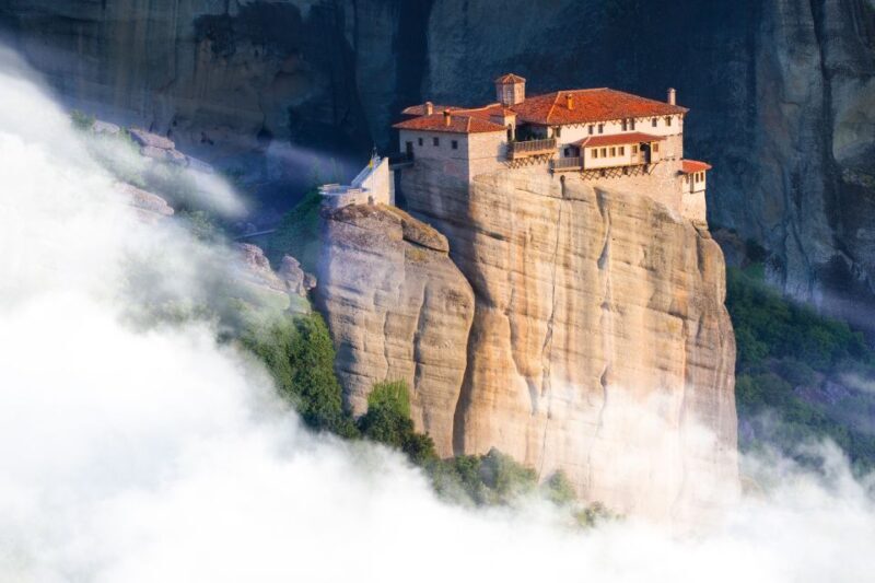 From Athens or Piraeus: Meteora Full-Day Private Trip - Exploring the Meteora Experience – What You Can Expect
