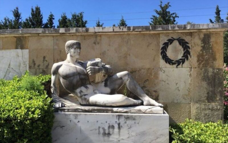 From Athens: Private Historic Tour to Marathon & Thermopylae - Detailed Review