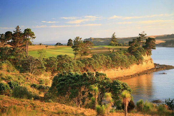 From Auckland Airport To Hibiscus Coast/Whangaparaoa - Starting Off: Your Journey from Auckland Airport to Hibiscus Coast