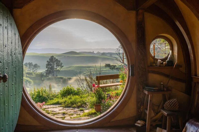 From Auckland: Hobbiton Movie Set - Private Tour - The Value of This Tour