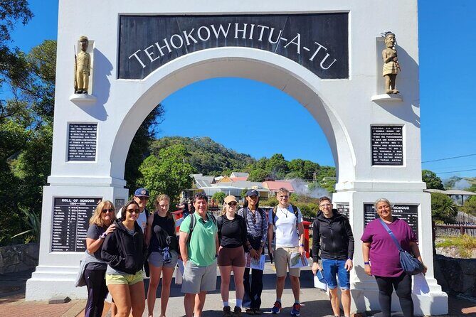 From Auckland: Hobbiton & Rotorua Mori Village with Hangi Lunch - FAQ