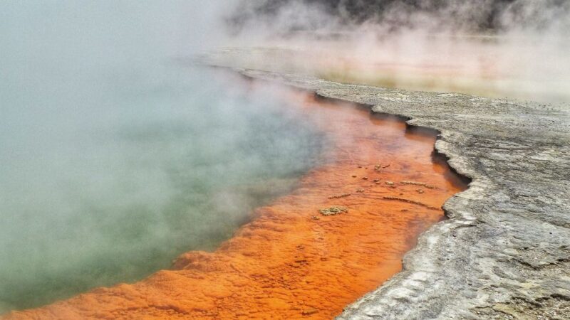 From Auckland: Two-Day Hobbiton, Rotorua, Waitomo Caves Tour - How the Tour Balances Value and Experience