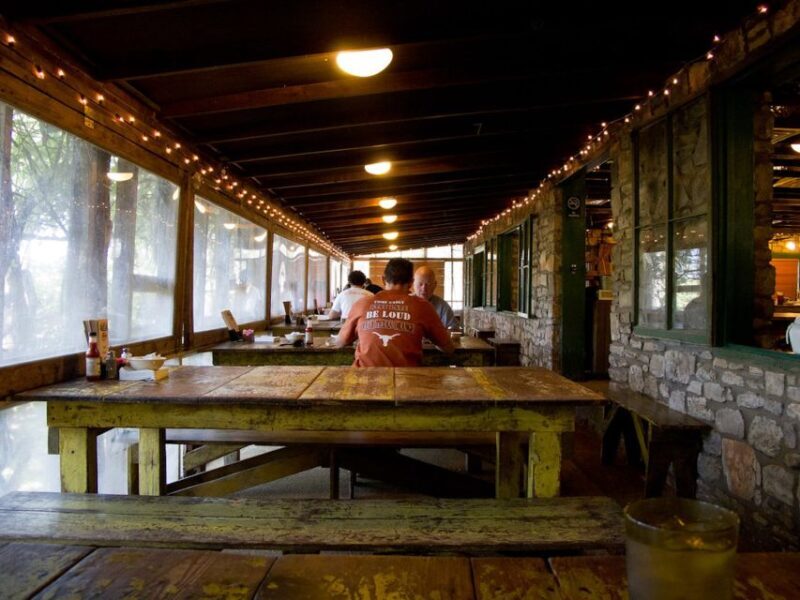 From Austin: Hill Country BBQ & Wine Shuttle - Experience the Heart of Texas: Salt Lick BBQ & Hill Country Wineries Shuttle