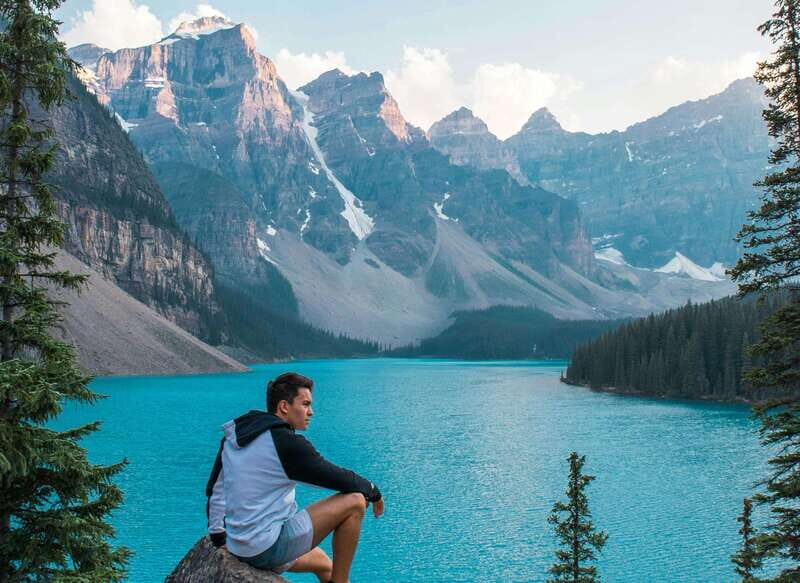 From Banff: Sunset Lake Louise, Moraine Lake & Wildlife Tour - The Experience in Detail