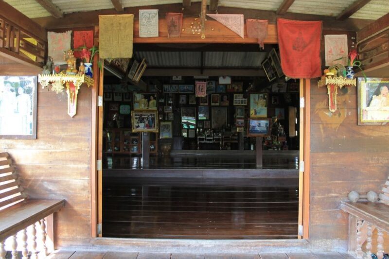 From Bangkok: Thaka Floating Market - Authenticity and Value: Who Will Enjoy This Tour?