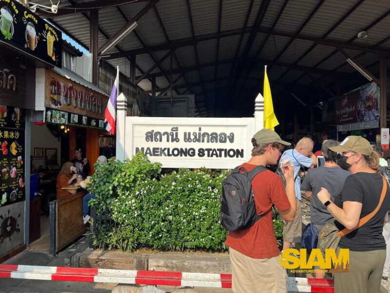From Bangkok:Damnoen Floating Market and Railway Market Tour - FAQ