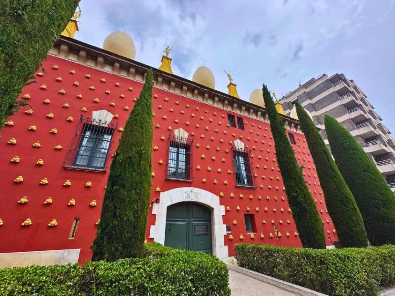 From Barcelona: Dalí and Medieval Girona Private Day Trip - Introduction to the Day Trip