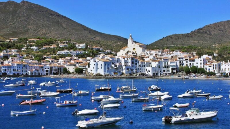 From Barcelona: Dalí Triangle and Cadaques Tour - From Barcelona: Dalí Triangle and Cadaqués Tour