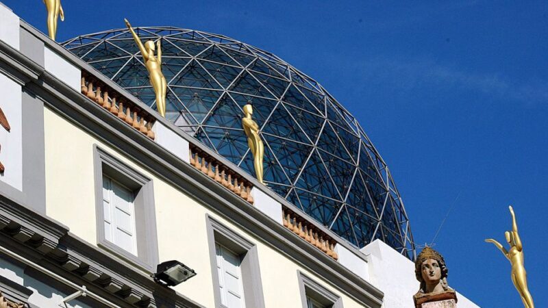 From Barcelona: Dalí Triangle and Cadaques Tour - Why This Tour Offers Great Value