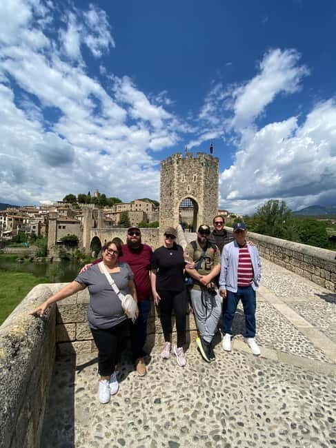 From Barcelona: Girona, Besalú & Medieval Villages Day Trip - Transportation and Group Size