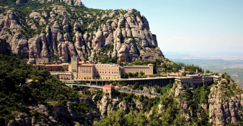 From Barcelona: Half-Day Trip to Montserrat Mountain - From Barcelona: Half-Day Trip to Montserrat Mountain