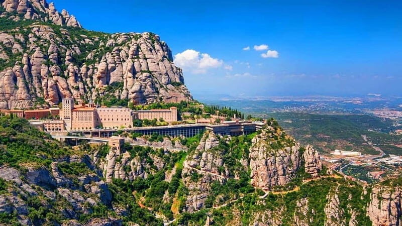From Barcelona: Montserrat Full-Day Guided Tour - Discovering Montserrat on a Full-Day Guided Tour from Barcelona