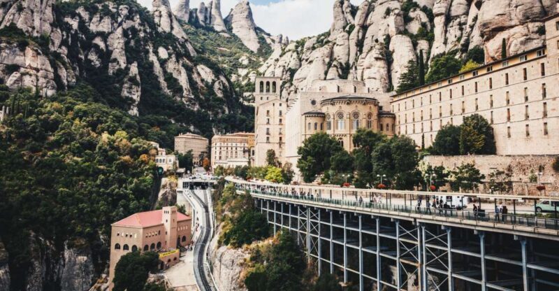 From Barcelona: Private Half-Day Bus Trip to Montserrat - From Barcelona: Private Half-Day Bus Trip to Montserrat
