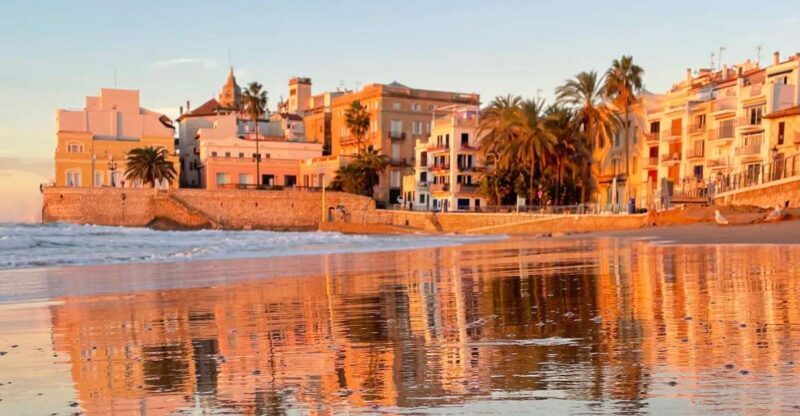 From Barcelona: Private Sitges & Ultimate Paella Experience - Exploring the Charm of Sitges: What’s Included