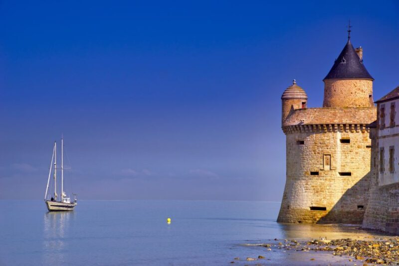 From Bayeux: Full Day Guided Tour to Mont Saint Michel - Free Time, Lunch, and Shopping