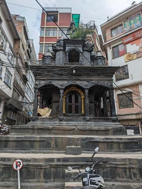 From Bazaar to Hippie Hub: Ason & Freak Street in Kathmandu - Indra Chowk and Potey Bazaar: A Cultural Mosaic