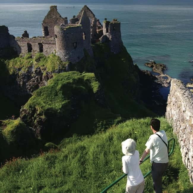 From Belfast: Giants Causeway Day Trip - Key Points