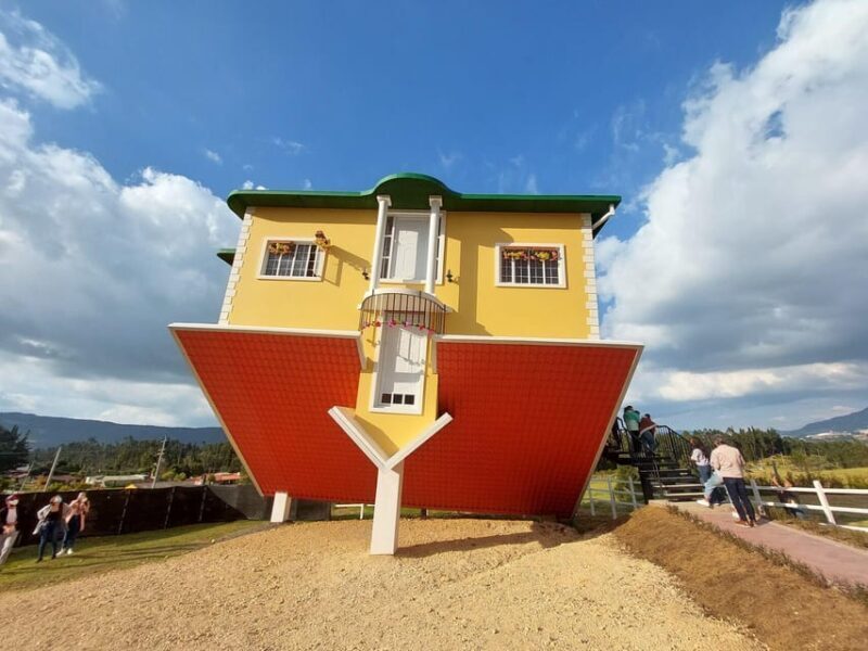 From Bogota: Explore the town of Guatavita, the lagoon and the "Casa Loca". - FAQ