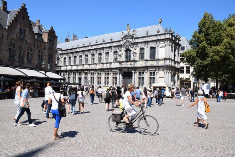 From Brussels: Bruges Private Tour - Exploring Bruges with a Private Guide from Brussels