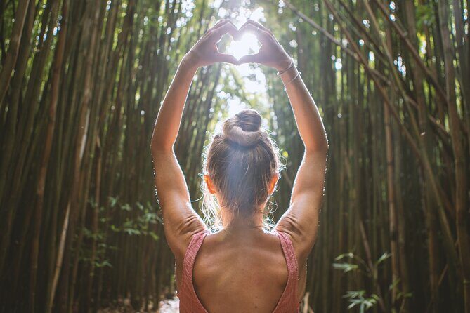 From Busan to Gyeongju UNESCO Legacy Tour with National Museum - Gyeongju National Museum: Relics of the Silla Kingdom