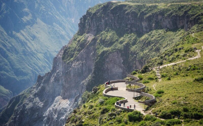 From Cabanaconde: visit the 3 best viewpoints of the Colca Canyon. 3 hours - A Deep Dive into the Tour Experience