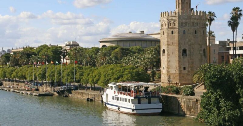 From Cadiz: Private Seville Day Trip, Cathedral & Alcazar - The Sum Up