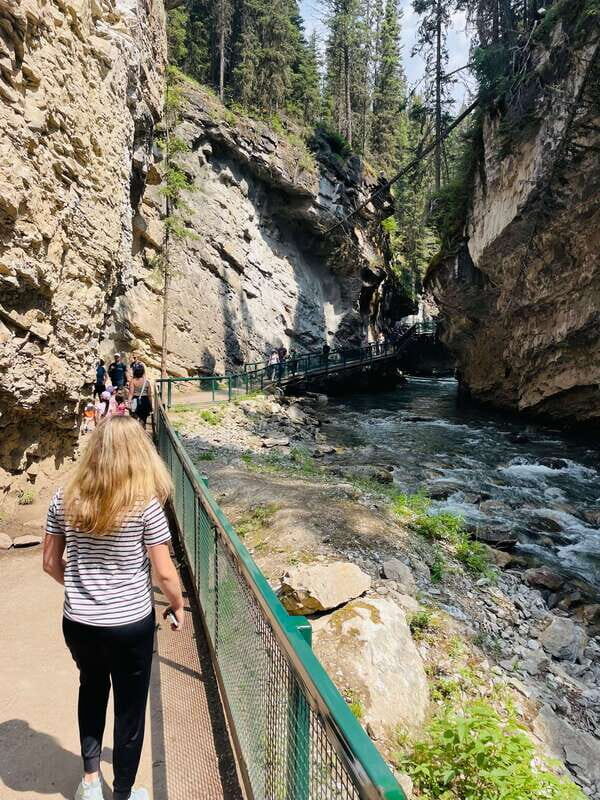 From Calgary: Banff, Moraine Lake and Lake Louise Tour - Who Is This Tour Best For?