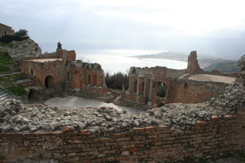 From Catania: Guided Tour of Taormina and Castelmola - FAQ