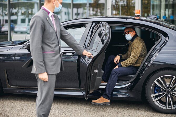 From Central Athens to Athens international airport - The Complete Guide to Your Athens Airport Transfer