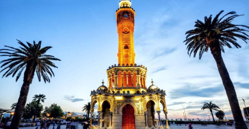From Cesme: Private Izmir City & Agora Tour with Lunch - Exploring Izmir from Cesme: The Private City & Agora Tour with Lunch