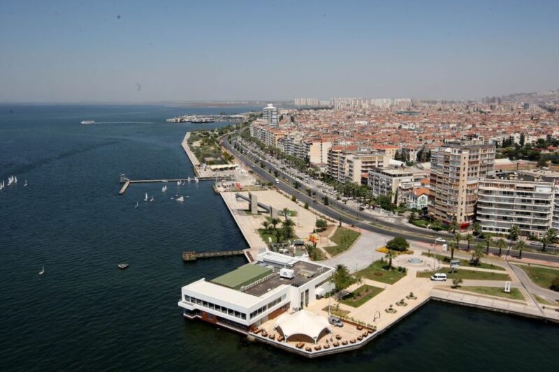 From Cesme: Private Izmir City & Agora Tour with Lunch - FAQs