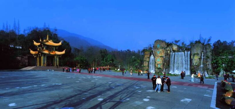 From Chengdu: Mount Emei Day Trip with Golden Summit Visit - FAQs