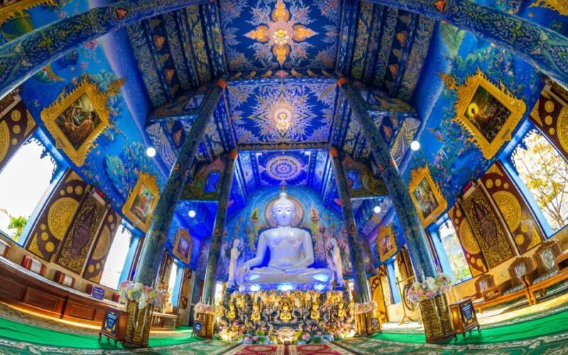 From Chiang Rai: Famous Temples and Golden Triangle Day Tour - Exploring the Temples and the Golden Triangle: A Close Look