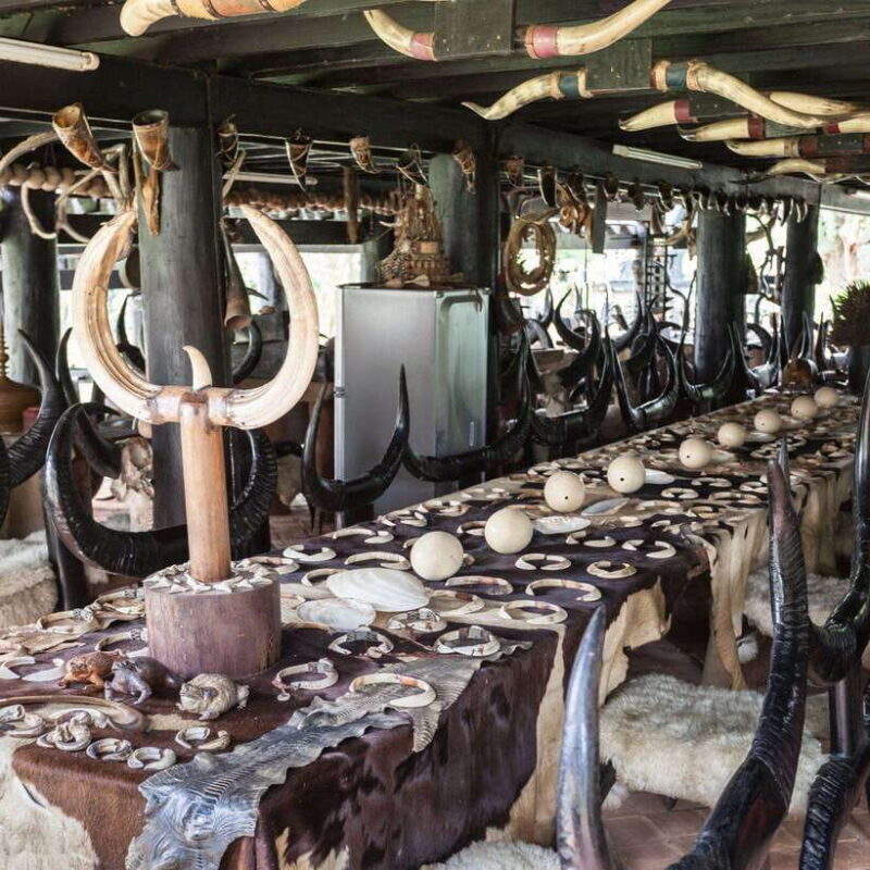 From CM: Chiang Rai White, Blue, Red/Black Temple with Lunch - FAQs