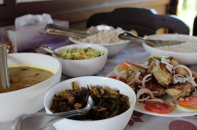 From Cochin Port: Backwaters by Houseboat & Chinese Nets - FAQs